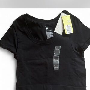 All in Motion Women's Classic Black Short Sleeve‎ Tee